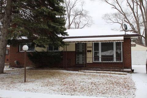 5902 Marlowe Dr, Flint, MI 48504 photo 1