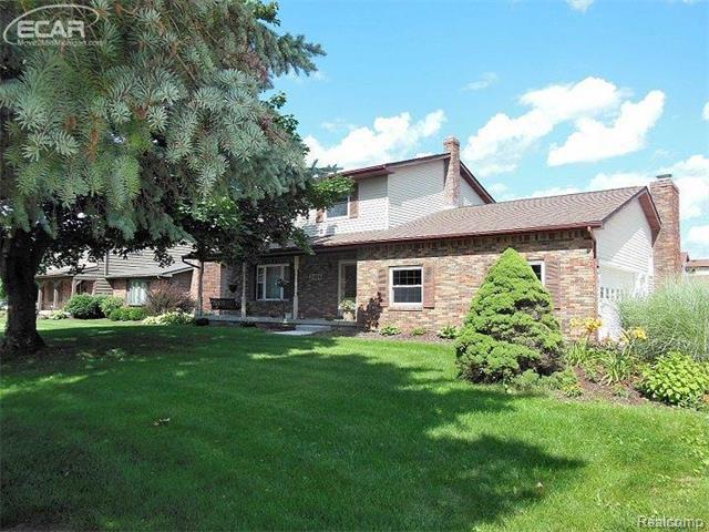 2414 Plainview Dr, Flushing, MI 48433 photo 1