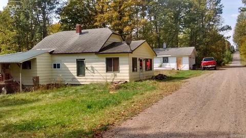 615 5th St, Alpha, MI 49902 photo 1