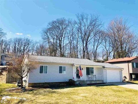 706 Davis, Fenton, MI 48430 photo 1