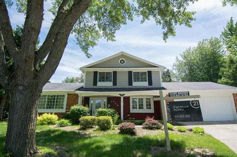 439 Dutch Ml, Flushing, MI 48433 photo 1