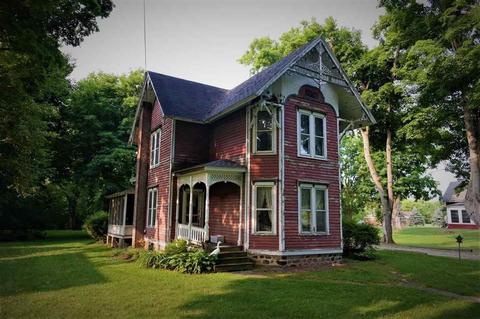 411 Maple, Byron, MI 48418 photo 1