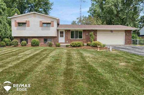 7455 E Carpenter, Davison, MI 48423 photo 1