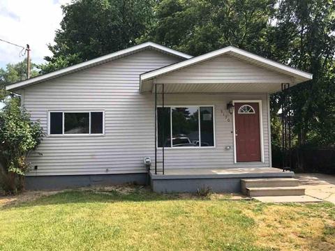 3170 Devonshire St, Flint, MI 48504 photo 1