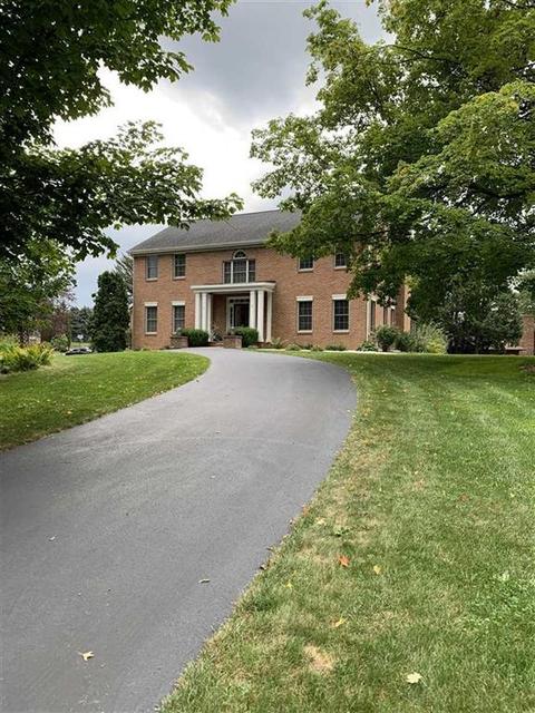 6273 W Cimarron, Flint, MI 48532 photo 1