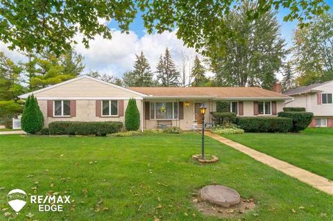 305 Delzingro, Davison, MI 48423 photo 1