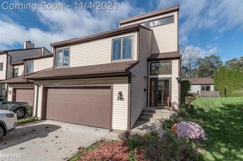 550 Oakbrook Cir, Flushing, MI 48433 photo 1
