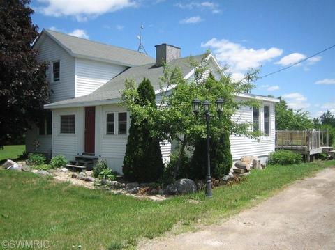 11751 S Tripp Rd, Waldron, MI 49288 photo 1