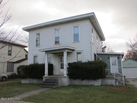 109 E Cherry St, Reading, MI 49274 photo 1