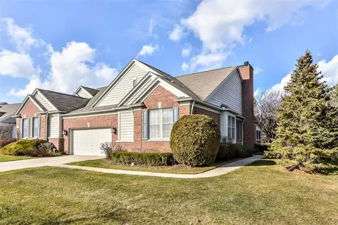 44863 Aspen Ridge Dr, Northville, MI 48168