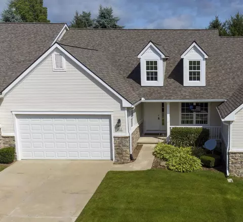 3413 Huron View Ct, Dexter, MI 48130 photo 1