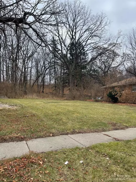 15 S Grove St, Unknown, MI 48198