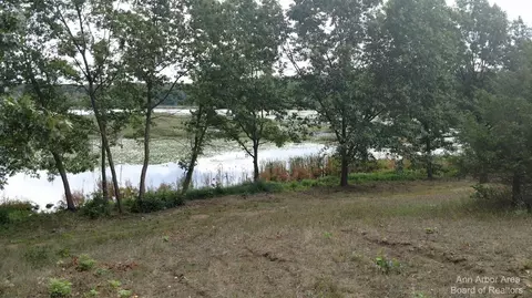 0 Seymour Rd, Waterloo, MI 49240