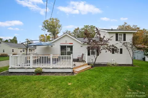 511 Park Dr, Unadilla, MI 48137
