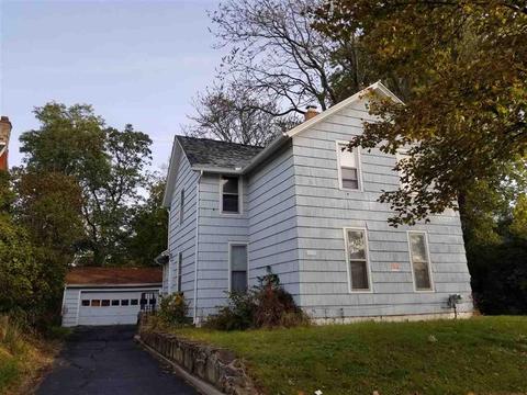 738 Griswold, Jackson, MI 49203 photo 1