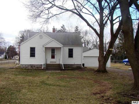 724 N Dettman Rd, Jackson, MI 49202 photo 1