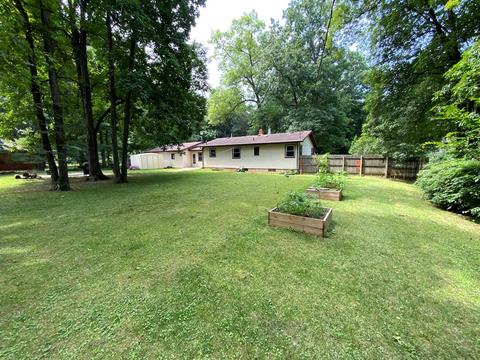 1723 Glasgow Rd, Jackson, MI 49201 photo 1