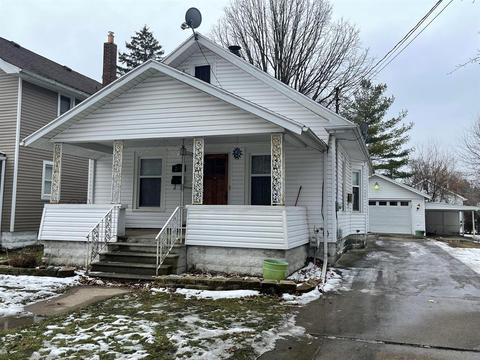 208 N Bowen St, Jackson, MI 49202 photo 1