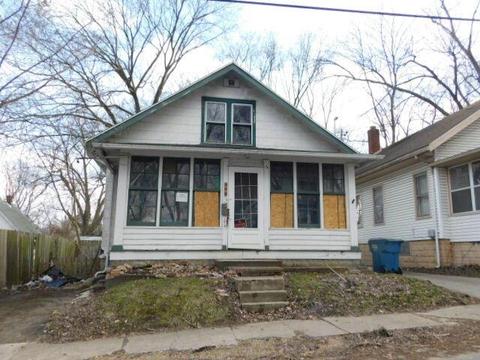 103 Hollis St, Jackson, MI 49203 photo 1