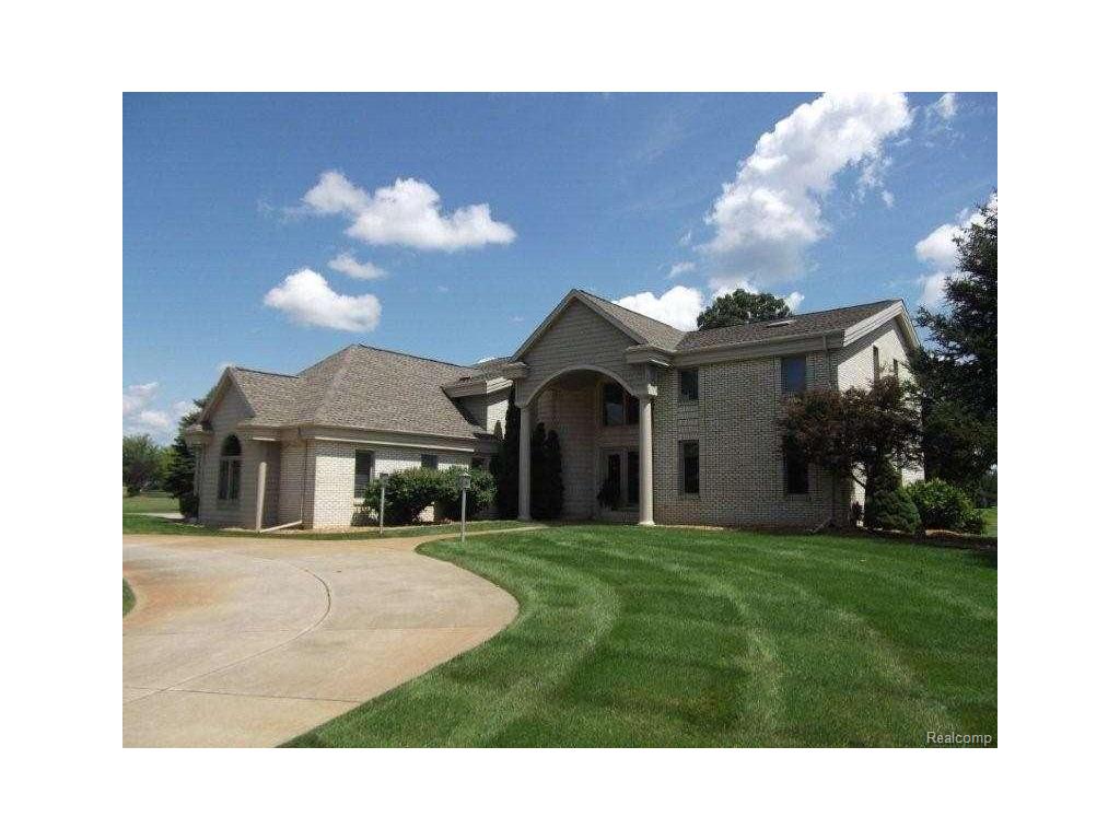 4625 Eagle Dr, Jackson, MI 49201 photo 1