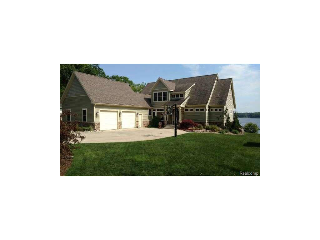 437 Morris Dr, Jackson, MI 49201 photo 1
