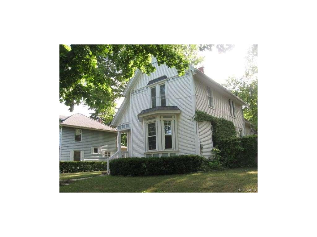 1006 Fourth St, Jackson, MI 49203 photo 1