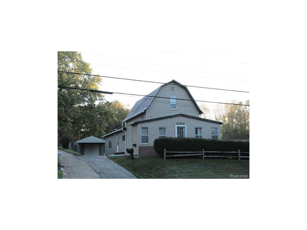 1303 N Waterloo St, Jackson, MI 49202 photo 1