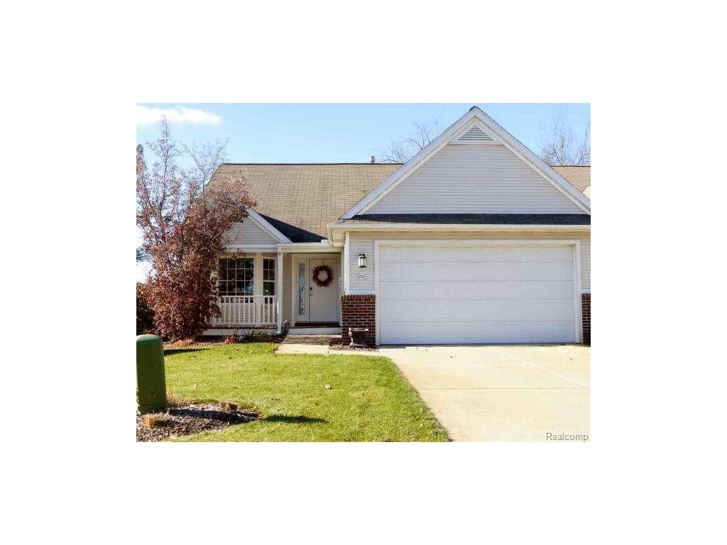 870 Chamberlain, Jackson, MI 49203 photo 1