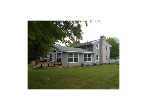 128 Melody, Spring Arbor, MI 49283 photo 1