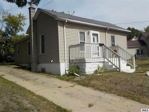 607 Page Ave, Jackson, MI 49203 photo 1