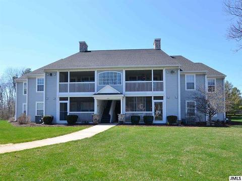 906 Oakbrook Dr, Jackson, MI 49203 photo 1