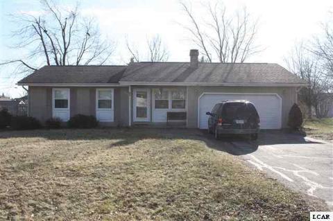 1925 Ottawa Dr, Adrian, MI 49221 photo 1