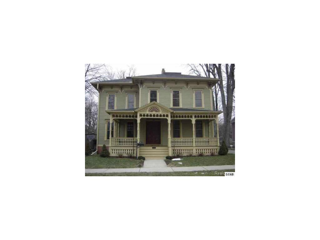 409 Dennis St, Adrian, MI 49221 photo 1