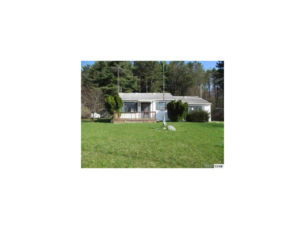 5562 Paradise Dr, Reading, MI 49274 photo 1