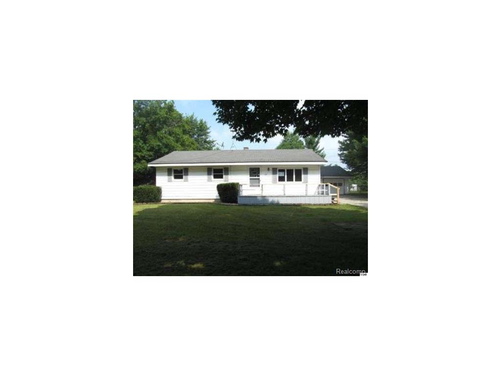 85 Bailey Dr, Adrian, MI 49221 photo 1
