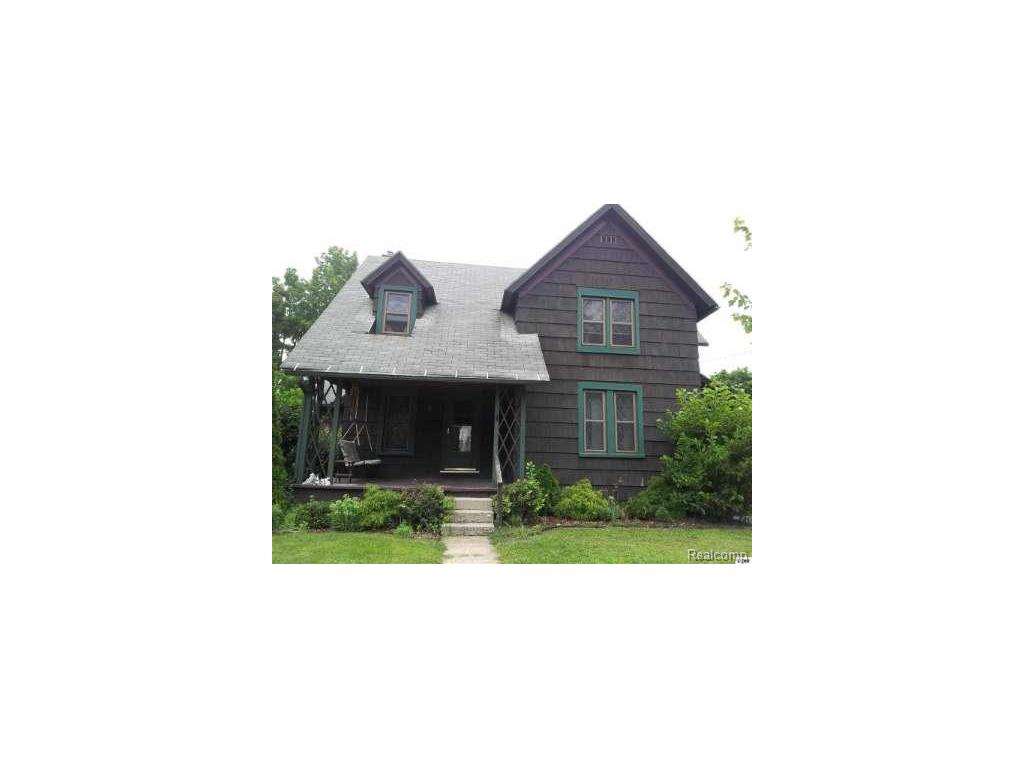 141 E Hunt St, Adrian, MI 49221 photo 1