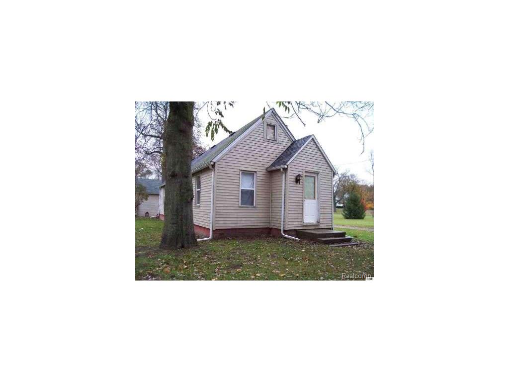 1218 E Valley Rd, Adrian, MI 49221 photo 1