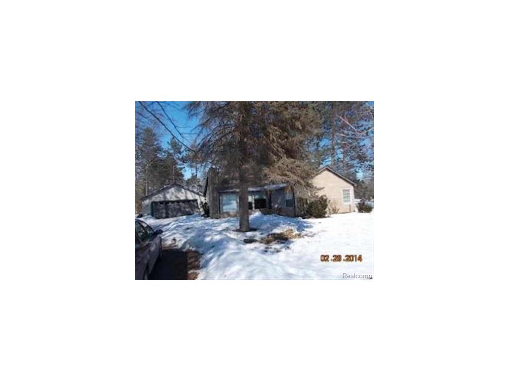 1070 Moore, Adrian, MI 49221 photo 1