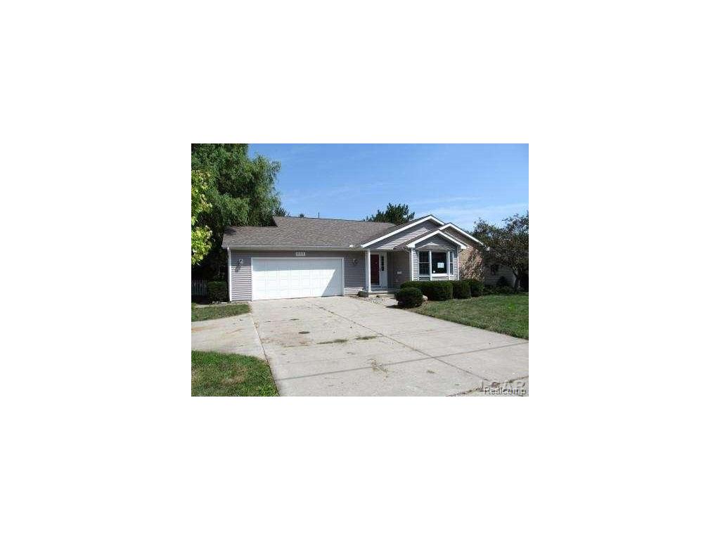 986 W Maple, Adrian, MI 49221 photo 1