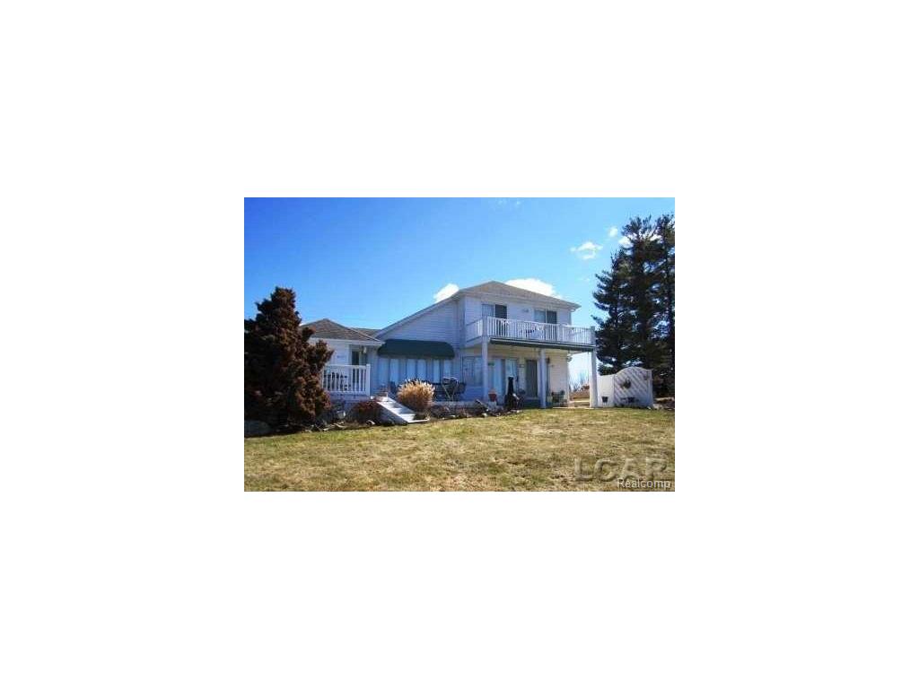 260 Sunset Dr, Hudson, MI 49247 photo 1