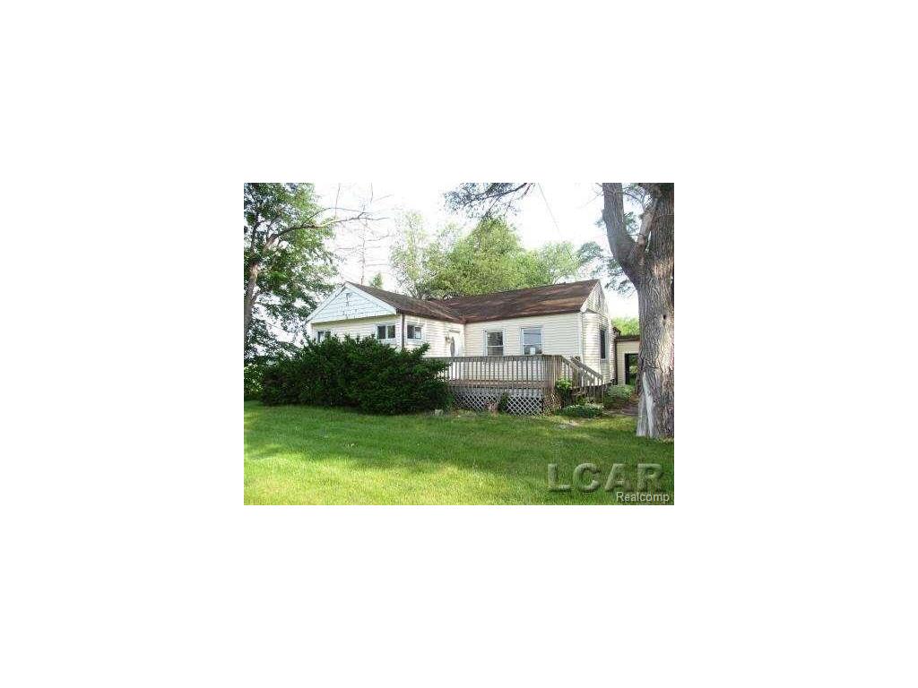 1612 Moore Rd, Adrian, MI 49221 photo 1
