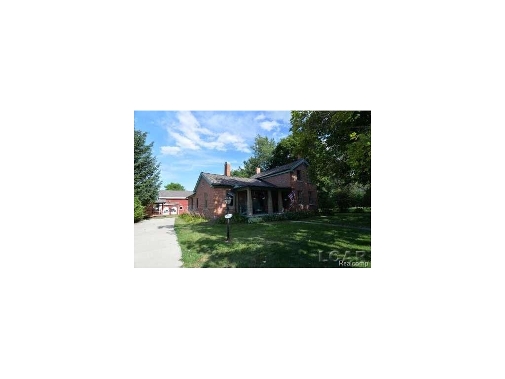 408 Adrian St, Tecumseh, MI 49286 photo 1