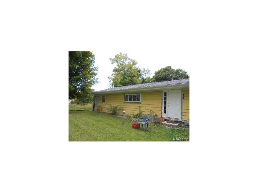 413 Brown St, Tecumseh, MI 49286 photo 1