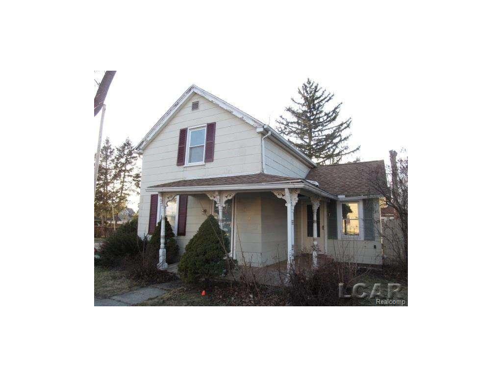 601 Ormsby St, Adrian, MI 49221 photo 1