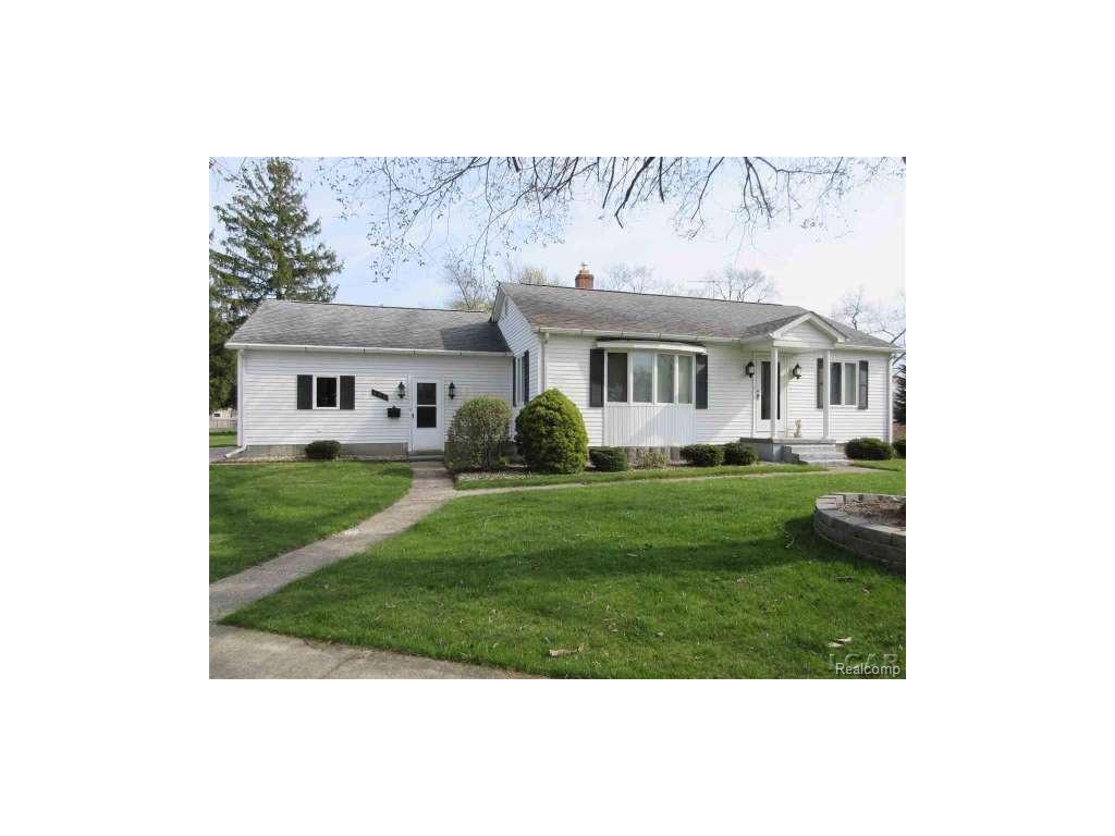 600 Outer Dr, Tecumseh, MI 49286 photo 1