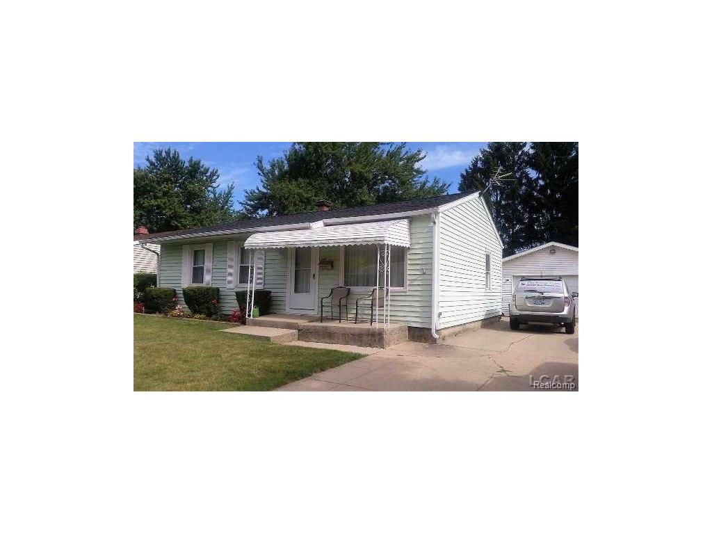 347 May Dr, Adrian, MI 49221 photo 1