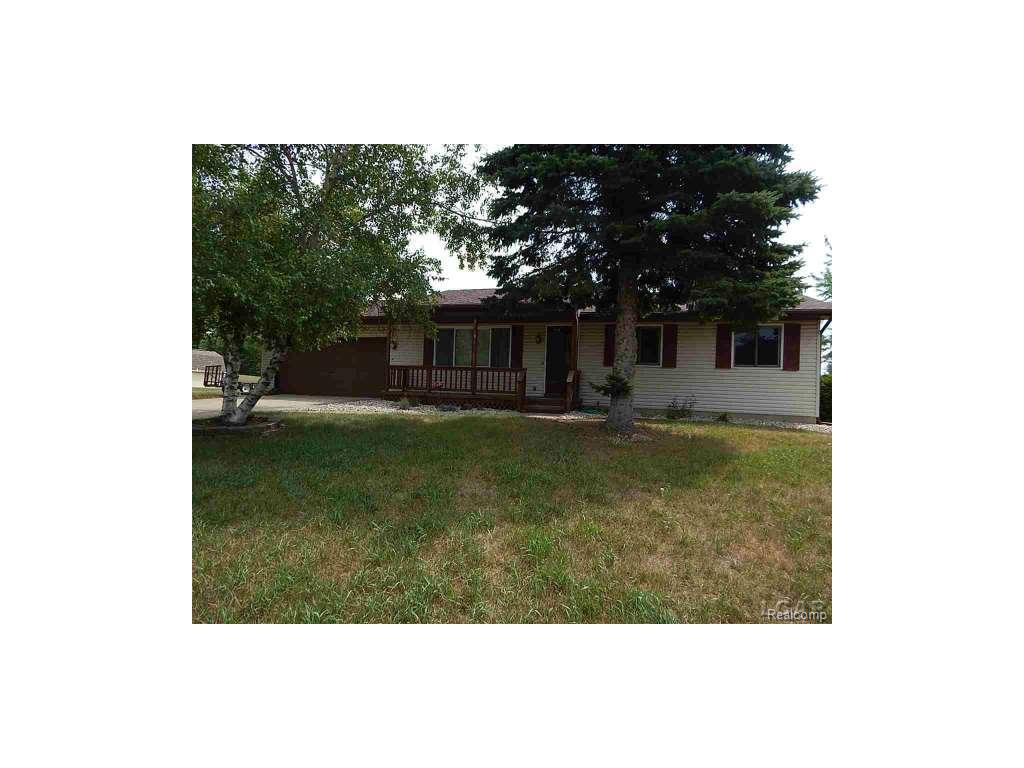 4121 Mohawk Trl, Adrian, MI 49221 photo 1