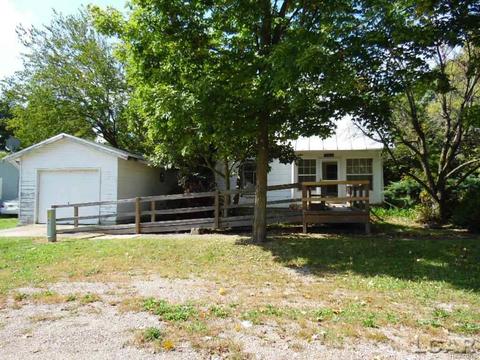 104 Emerson St, Waldron, MI 49288 photo 1