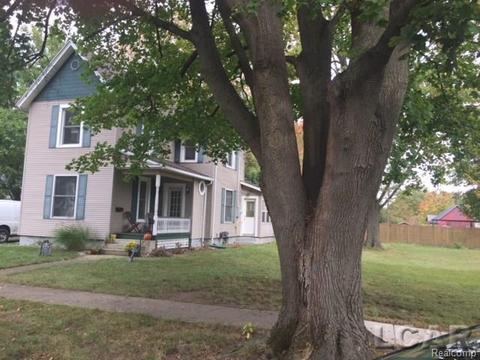 208 N Oneida, Tecumseh, MI 49286 photo 1