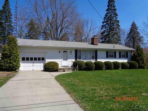 684 High St, Adrian, MI 49221 photo 1